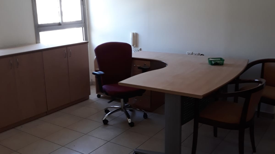 משרד בעצמאות