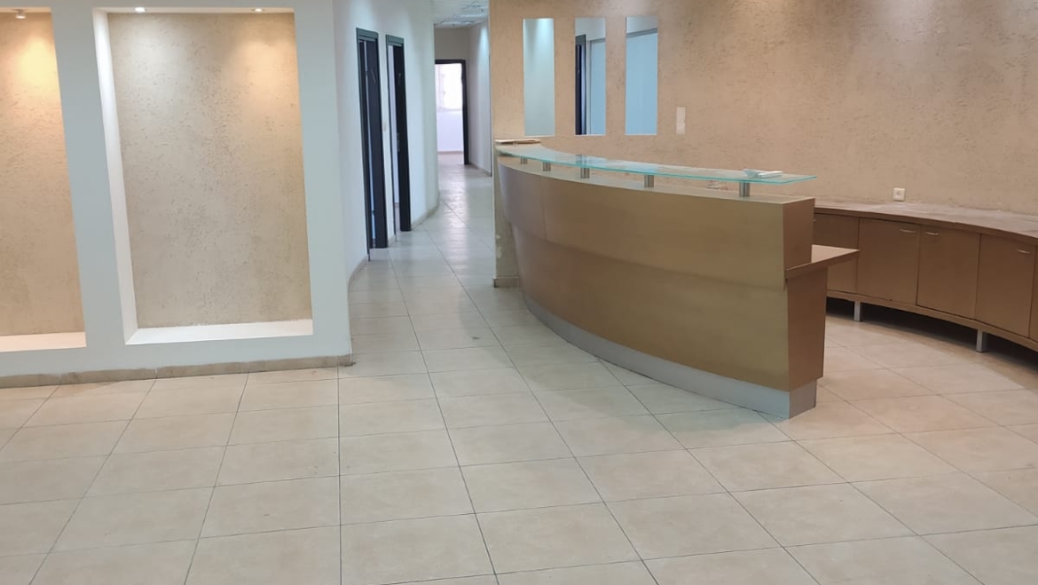 קומה בעיר תחתית חיפה